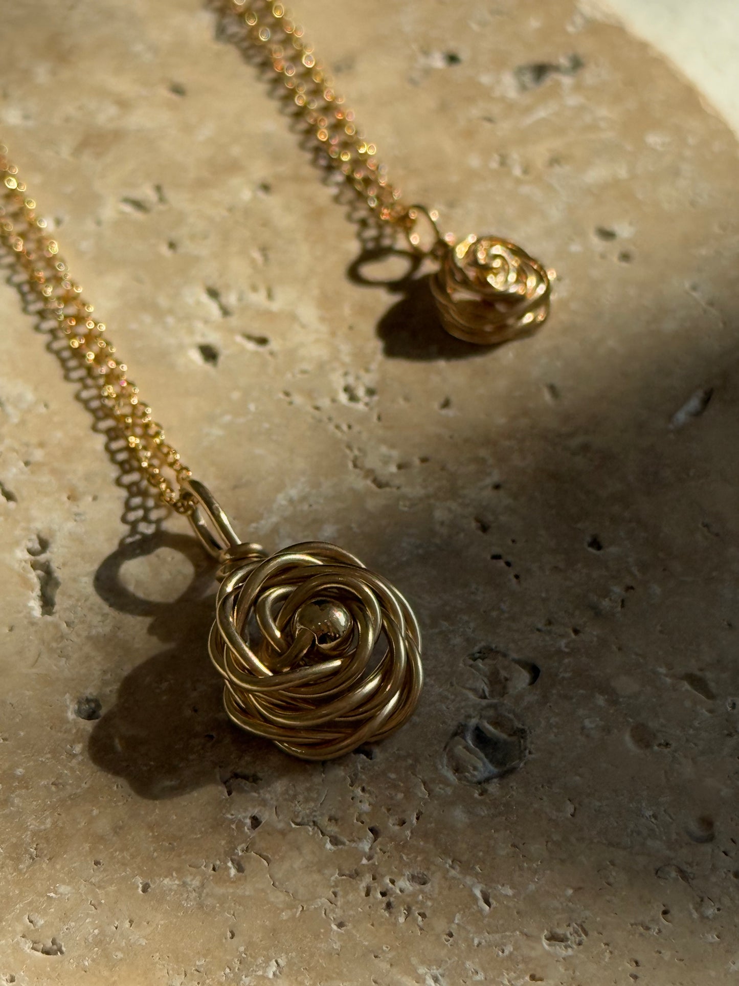 Collier Rosa