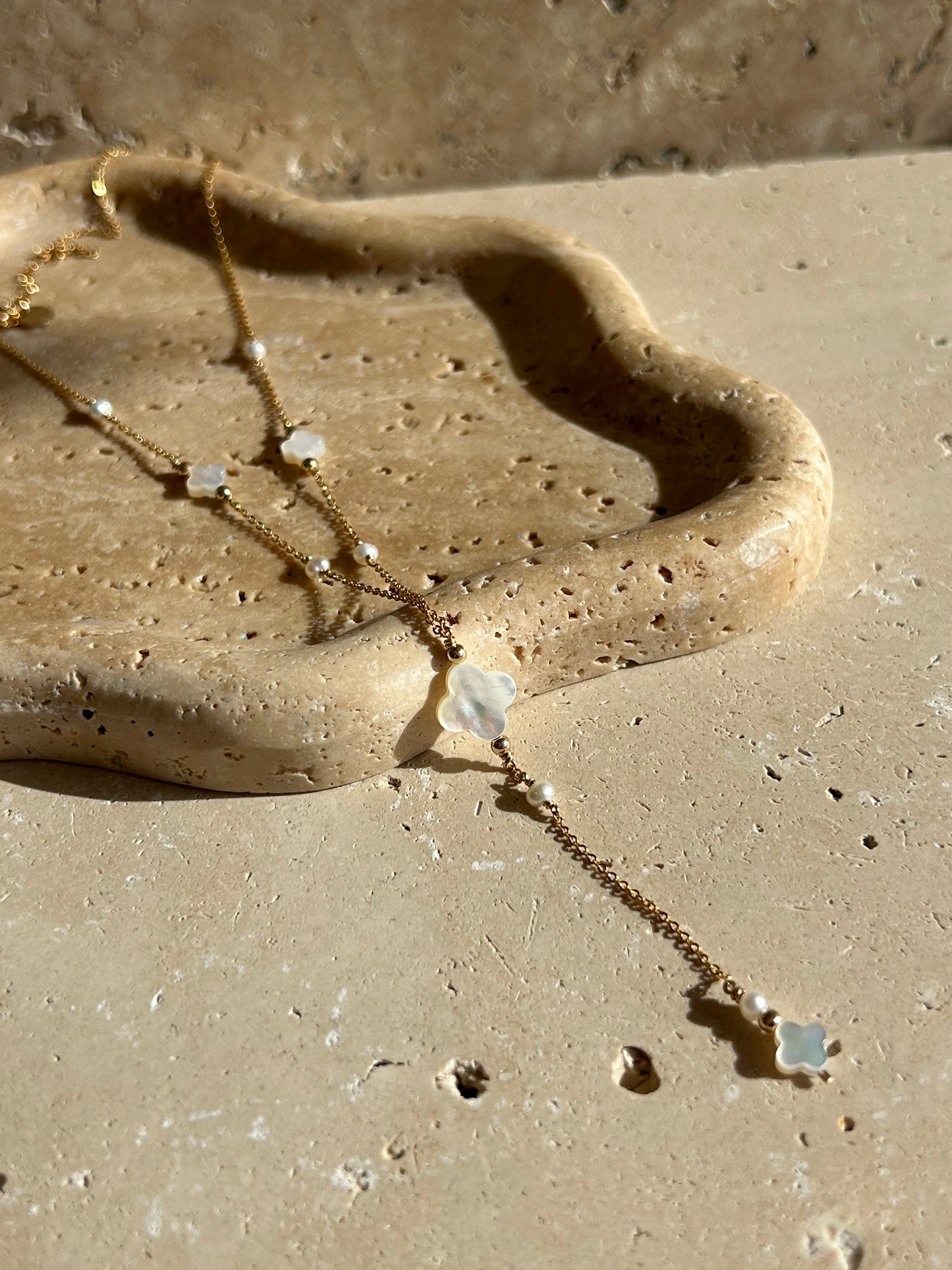Collier cravate Swan