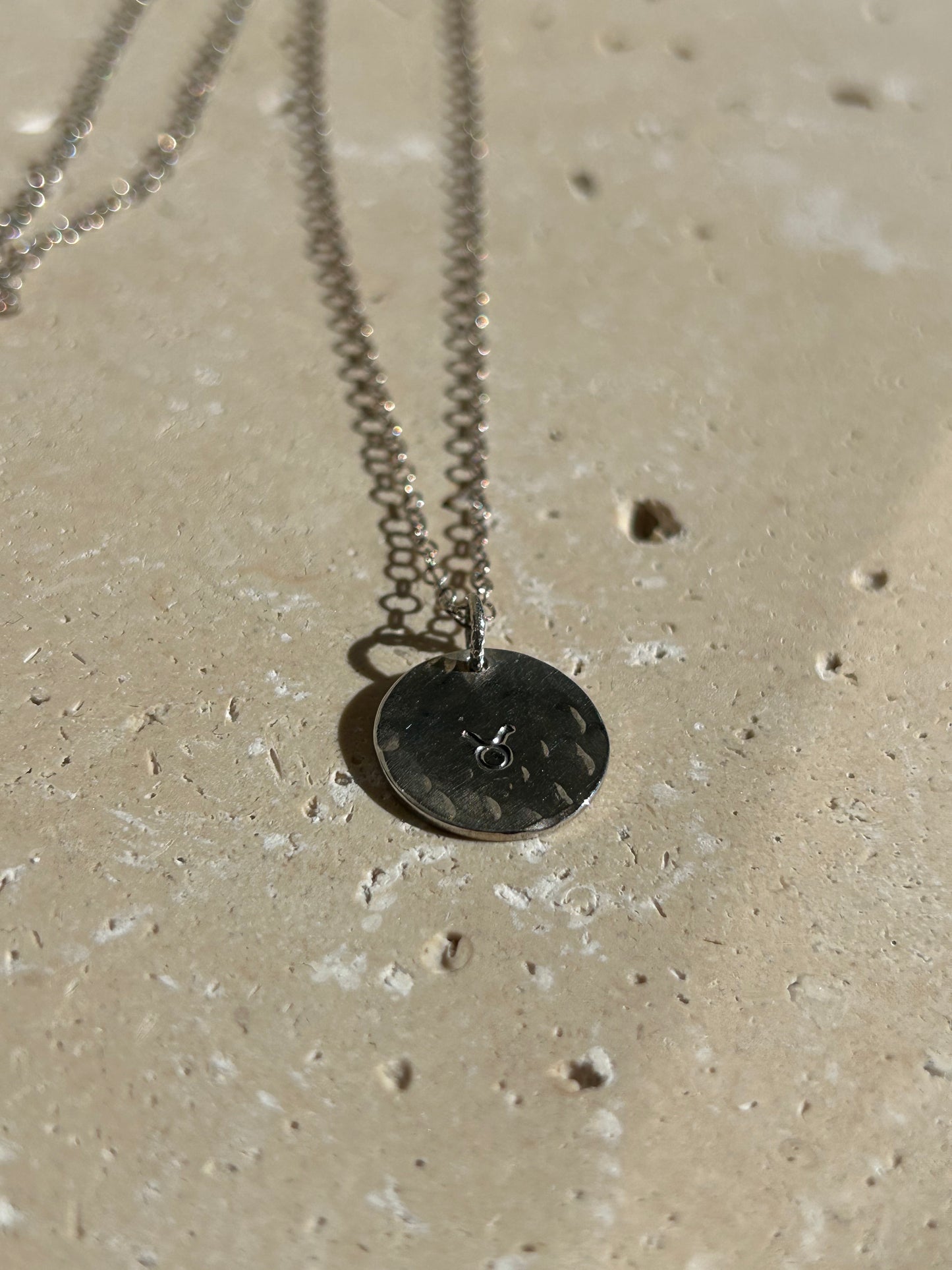 Collier Astro
