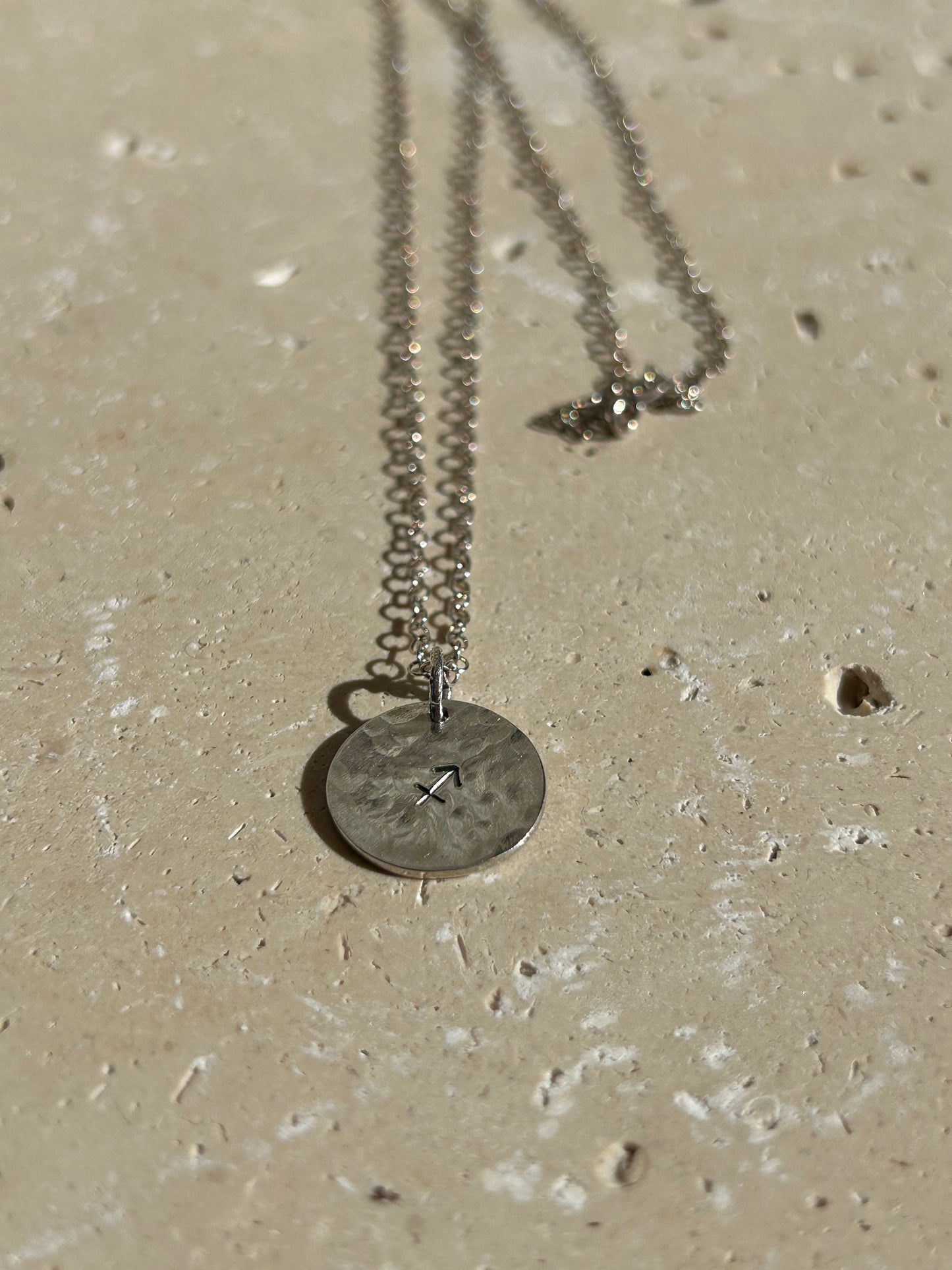 Collier Astro