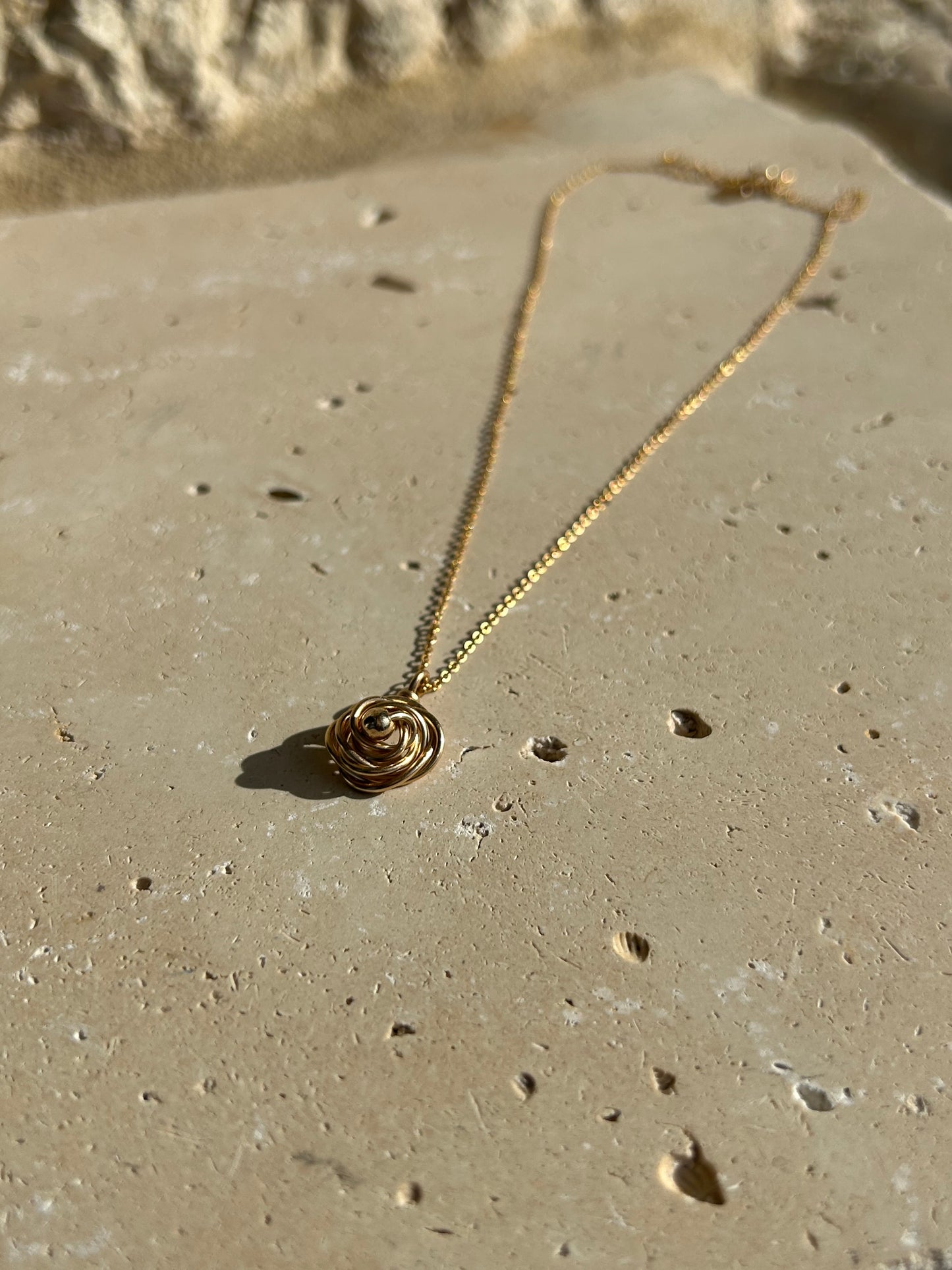 Collier Rosa