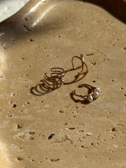 Ear cuff wave