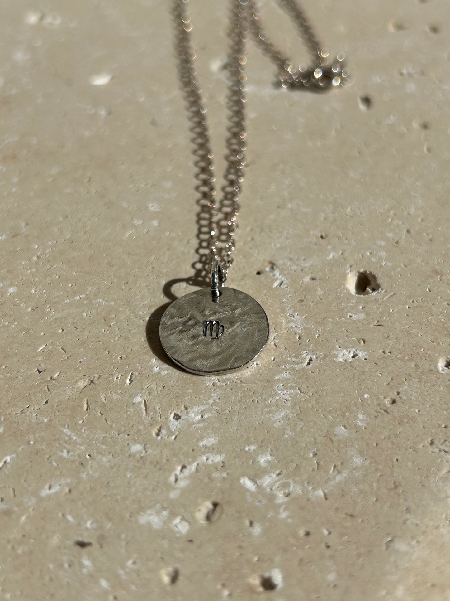 Collier Astro