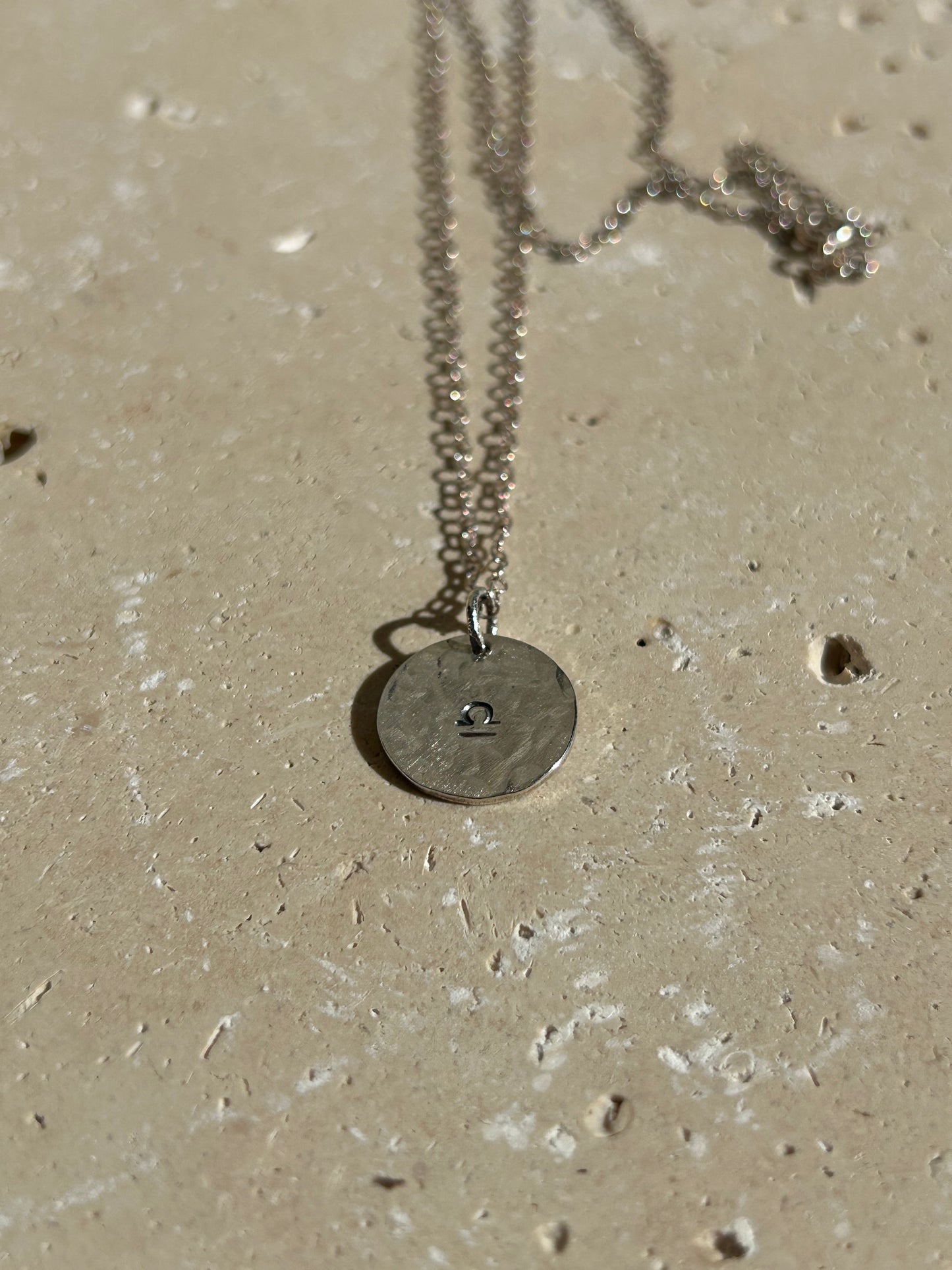 Collier Astro