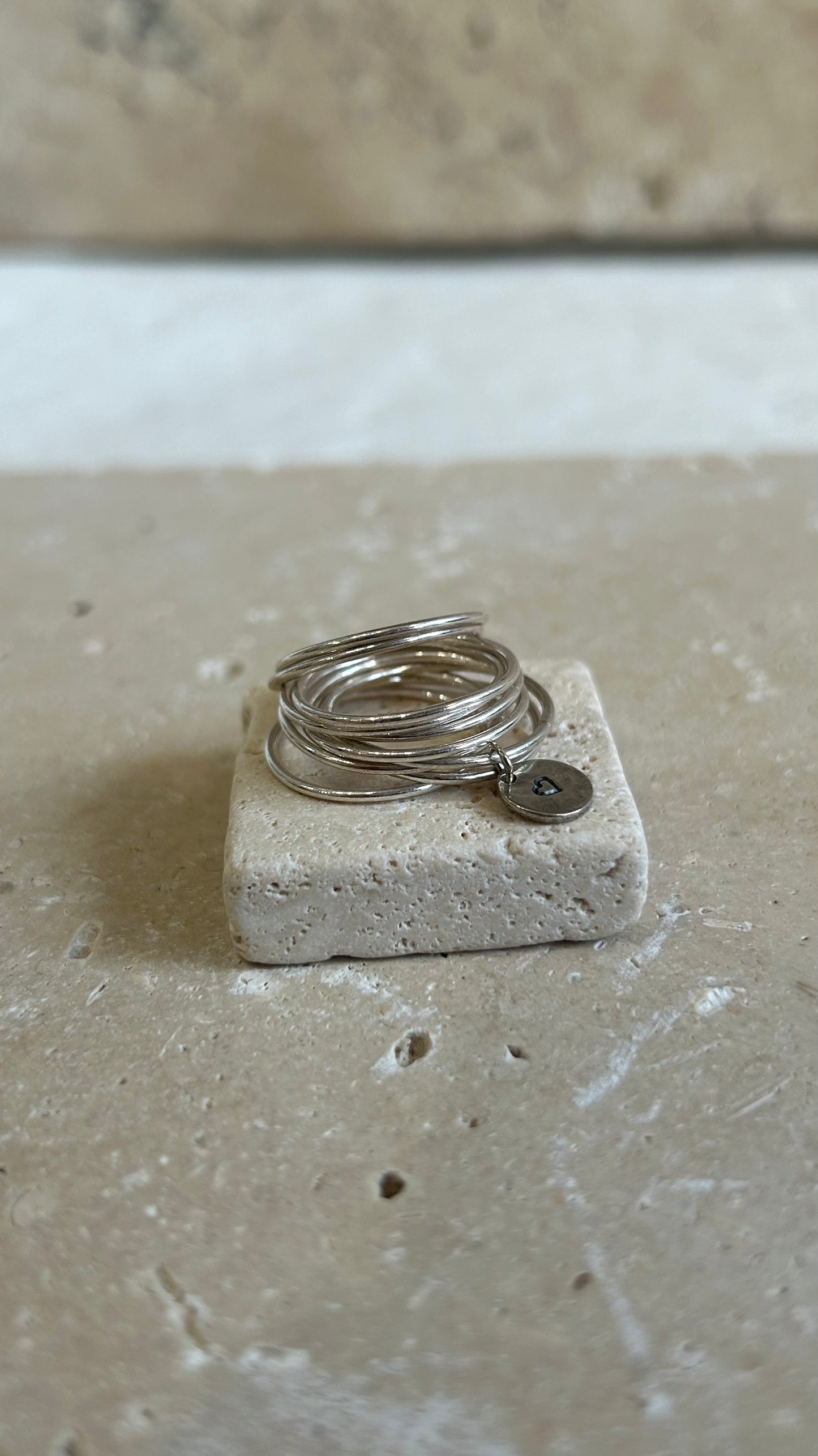 Izie ring